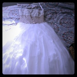 Davids Bridal wedding dress